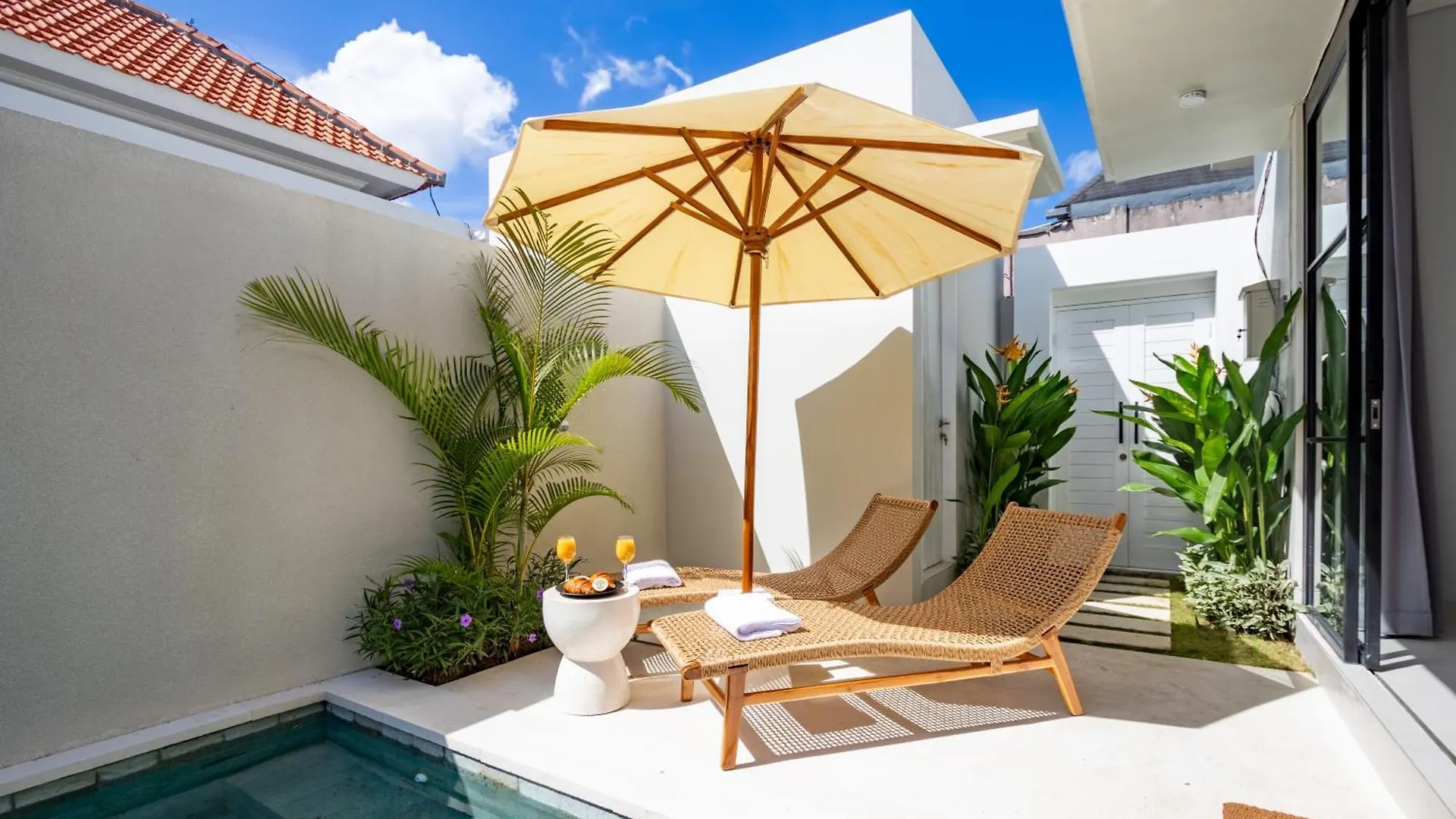 Unwind In Style - Brand New 2Br Villa With Pool Kerobokan  0*, Kerobokan (Bali) Indonesia